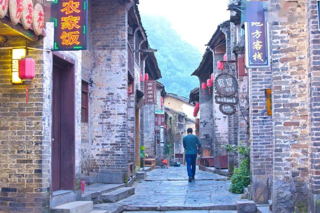 元末枭雄张士诚有多猛?高邮之战大破数十万元军,摧垮元朝立首功
